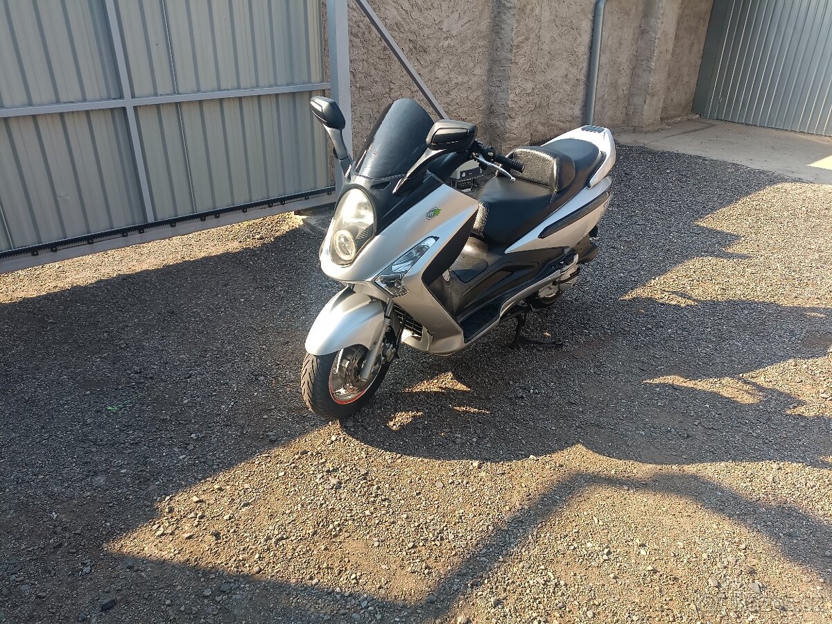 Sym GTS 125 cz doklady v ceně