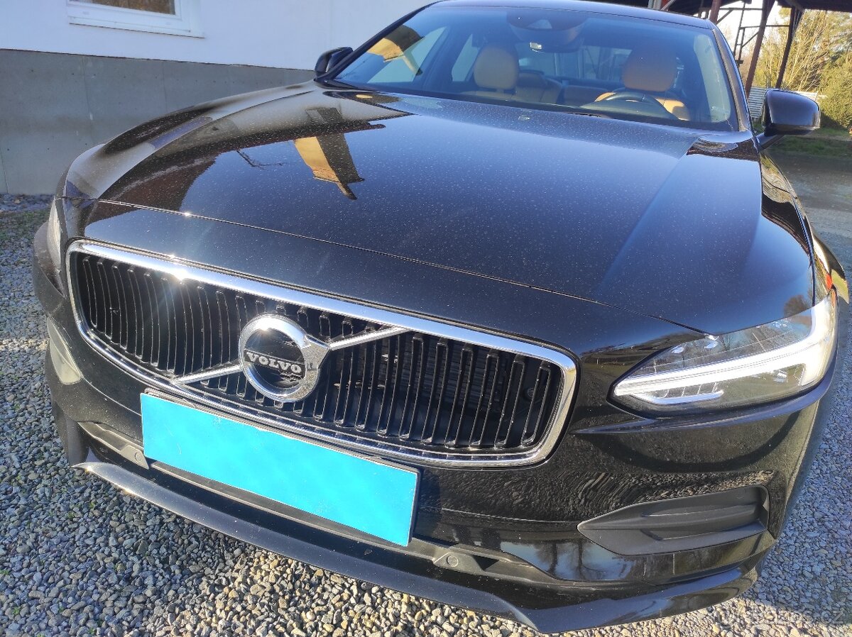 Volvo S 90 2.0 D4 AWD, ČR