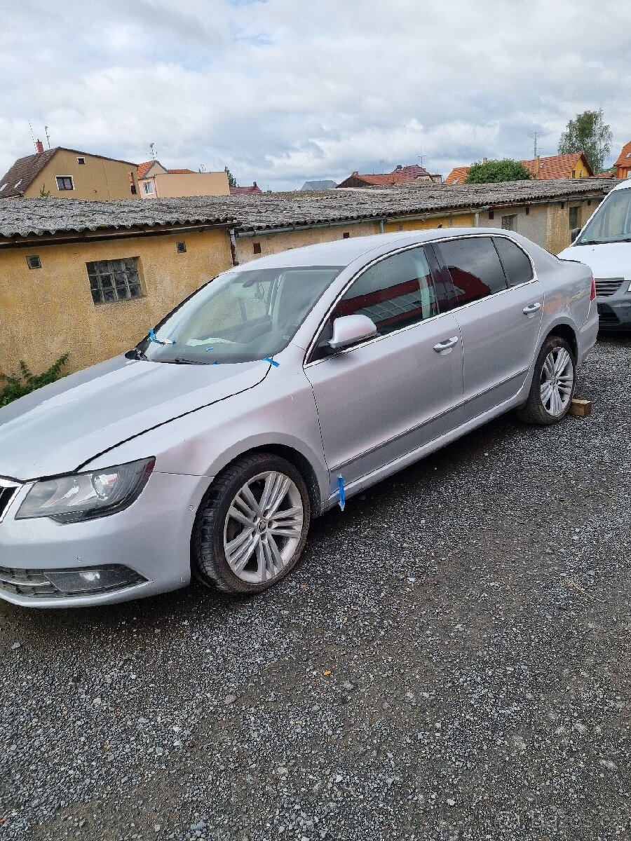 Škoda Superb2, náhradní díly, 2014 FL