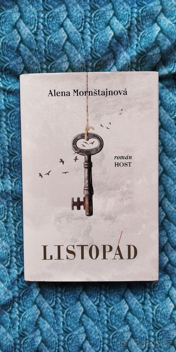 Listopád - Alena Mornštajnová