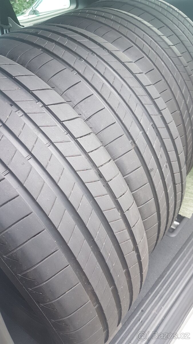 REZERVACE/ letní pneumatiky 235/55 R19 /// DOT 2923