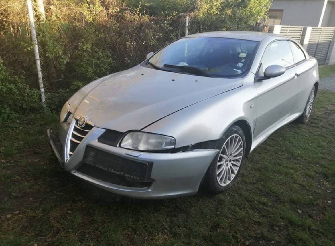 Alfa Romeo GT 1.8ts - dily