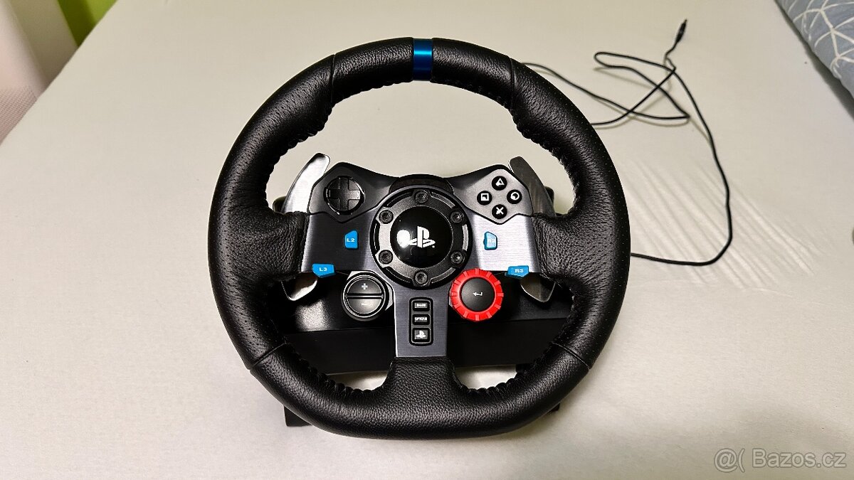 Volant Logitech G29 + řadící páka Logitech