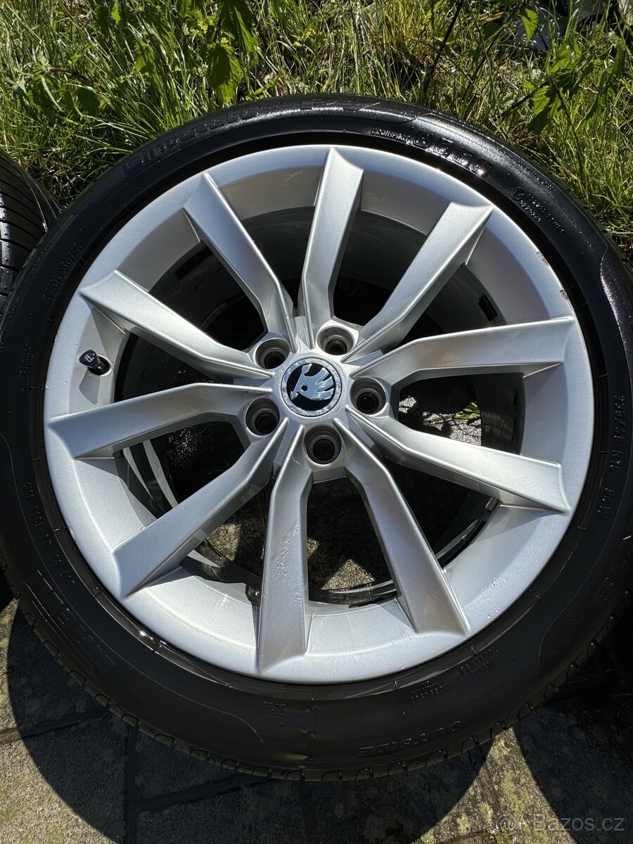 Krásná ALU kola Škoda Modus 18" s pneu pro Superb III