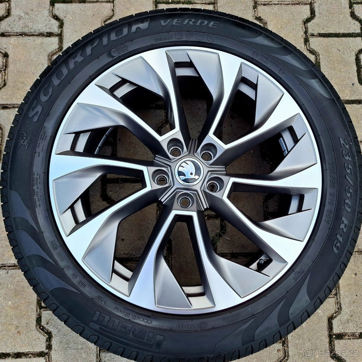 Originál alu sada disků Škoda Kodiaq 5x112 R19 Aronia