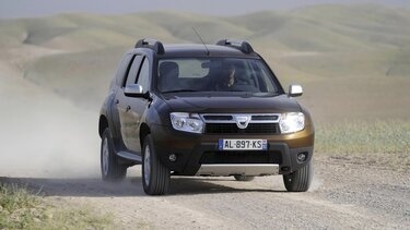 KOUPÍM Dacia duster 4x4 - 1.6 benzin nebo 1.5 diesel