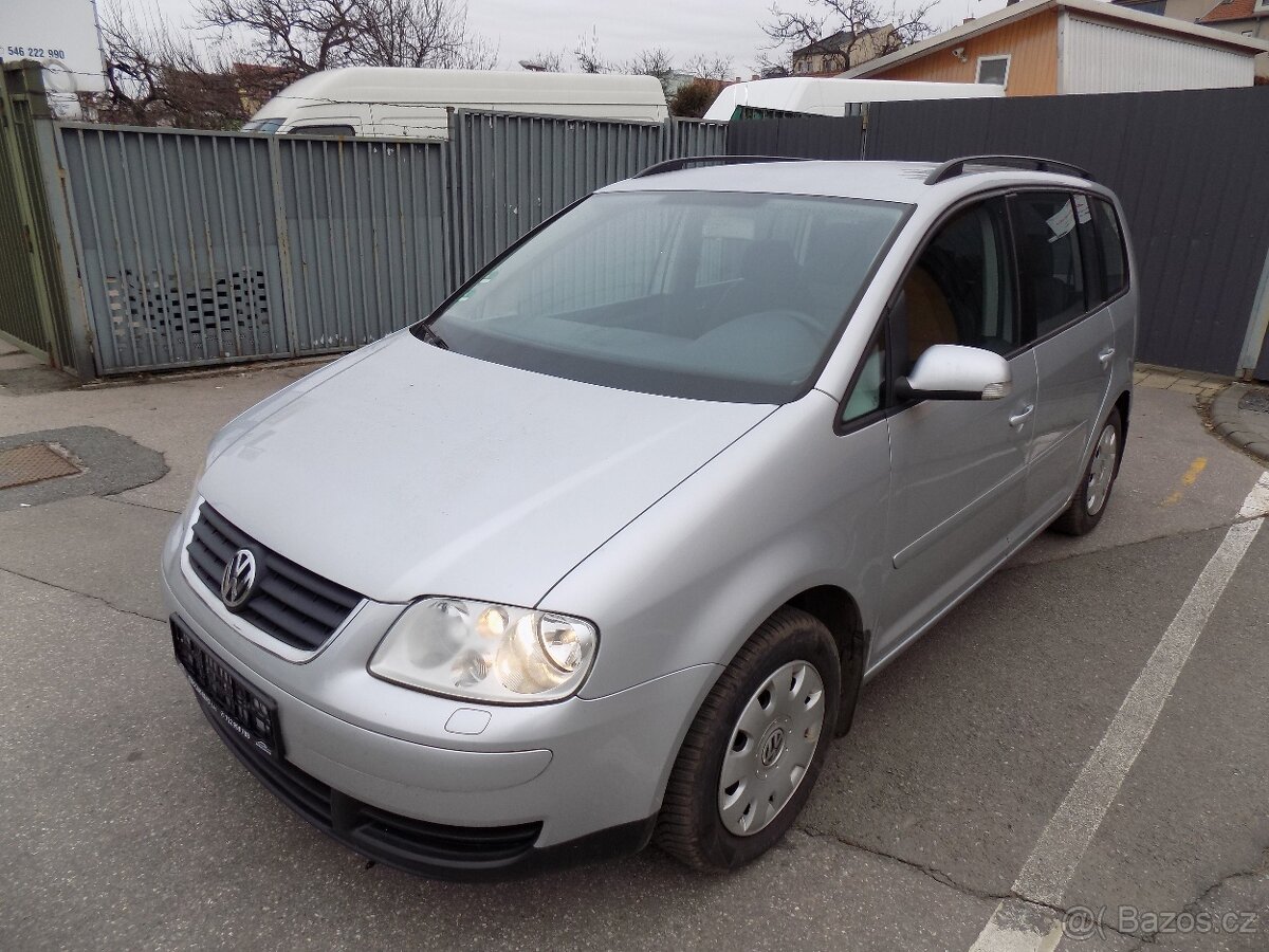 Volkswagen Touran 2.0I 80 KW CNG KLIMA NAVI TEMP