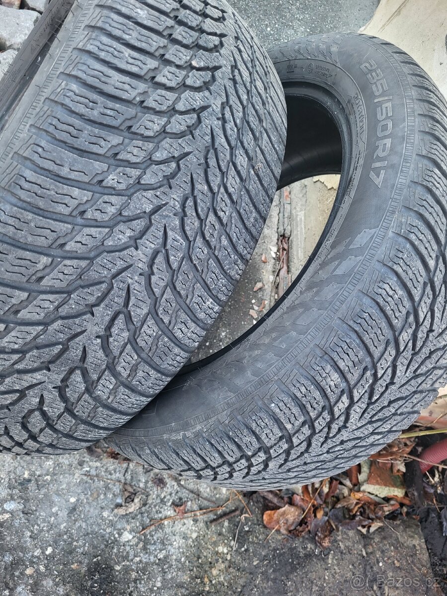 Nokian snowproof 235/50 r17