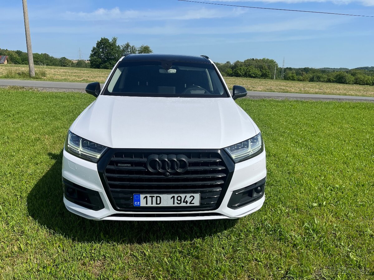 Audi Q7 3.0 TDI 200kw, rok 2017, 2. majitel najeto 170 km