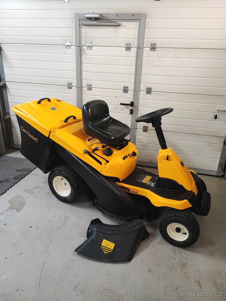 Zahradní traktůrek Cub Cadet CC 114 TA (MTD)