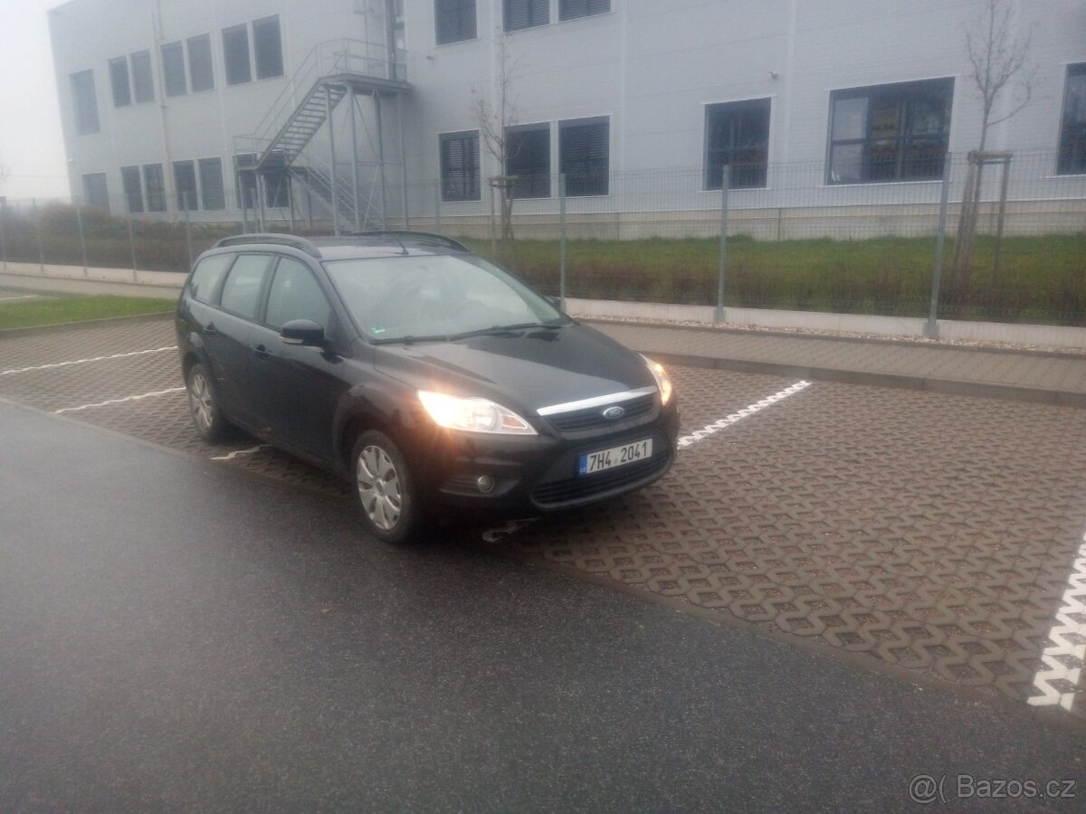 Ford Focus 1,6 i PERFEKTNÍ STAV