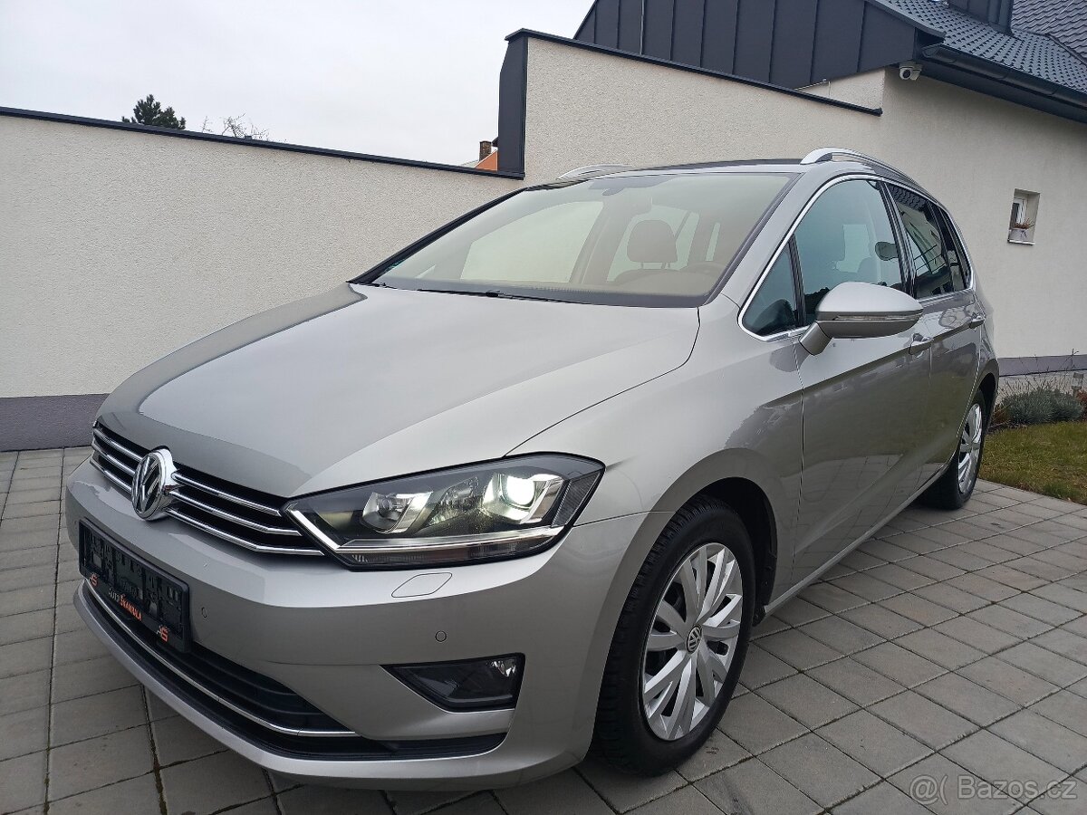 VW GOLF SPORTSVAN 1.4 TSI 92KW 2016 LED BIXENON NAVI TAŽNÉ