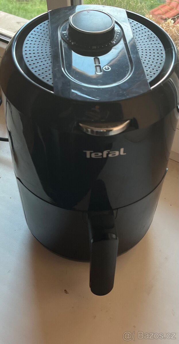 Horkovzdušná fritéza Tefal