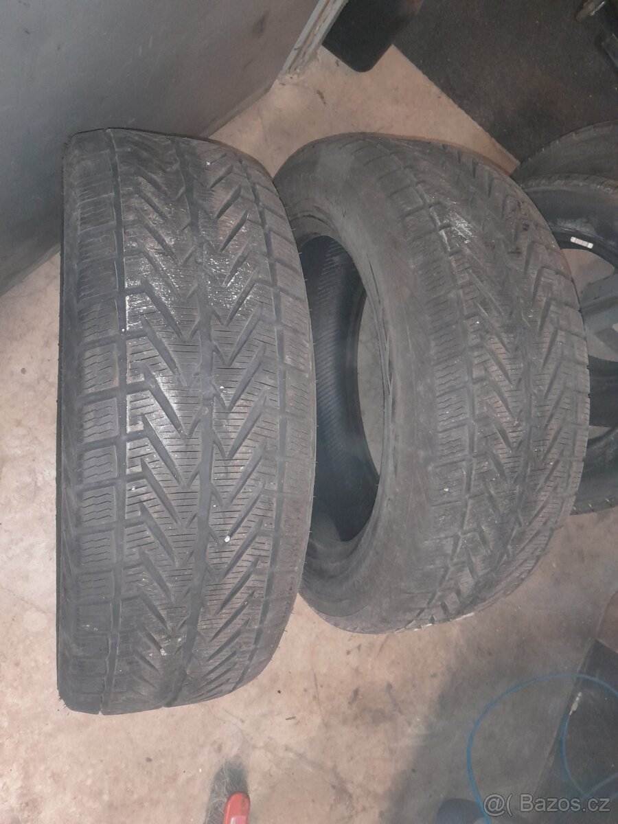 255/55 r19 zimni