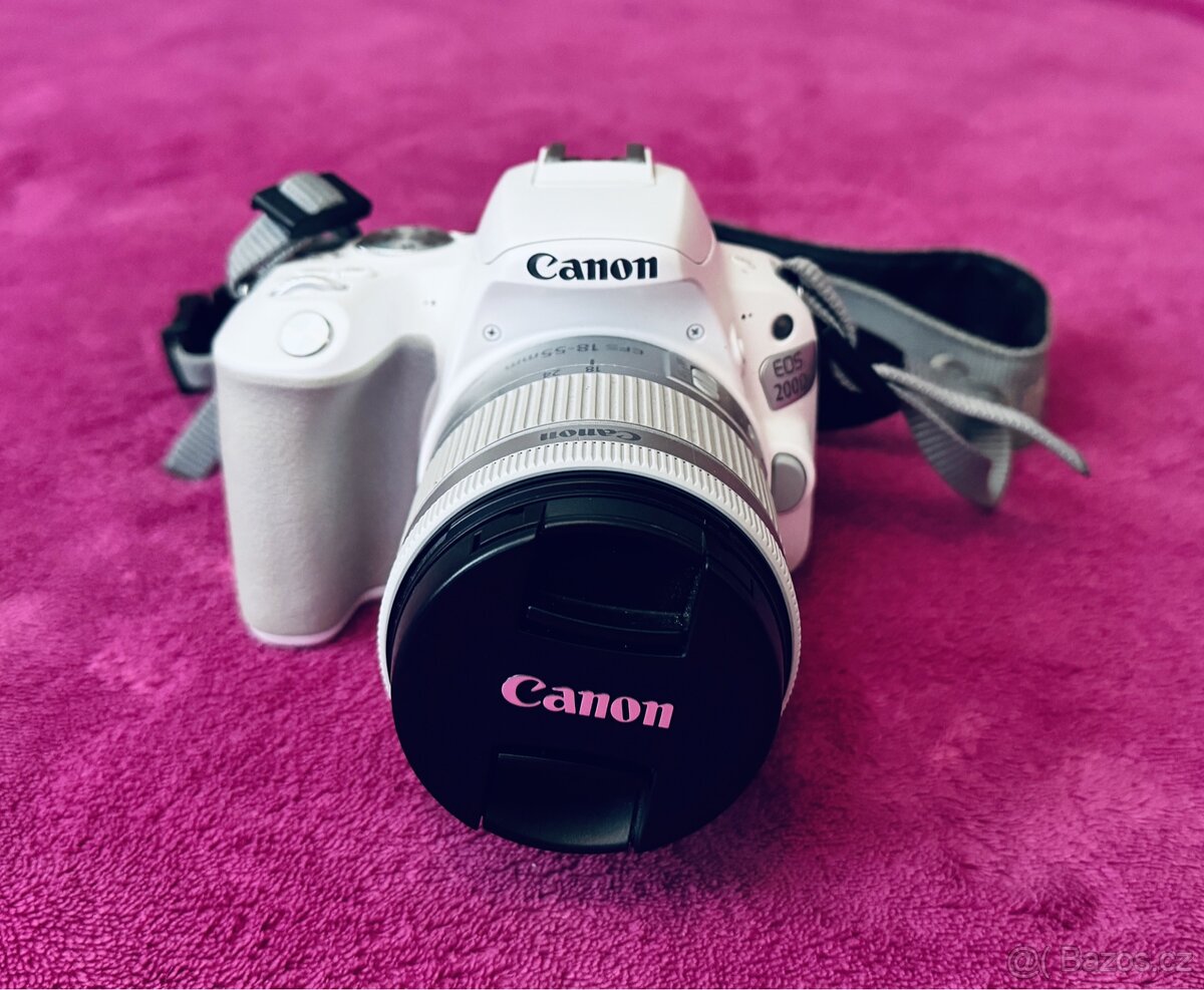 Canon EOS 200D