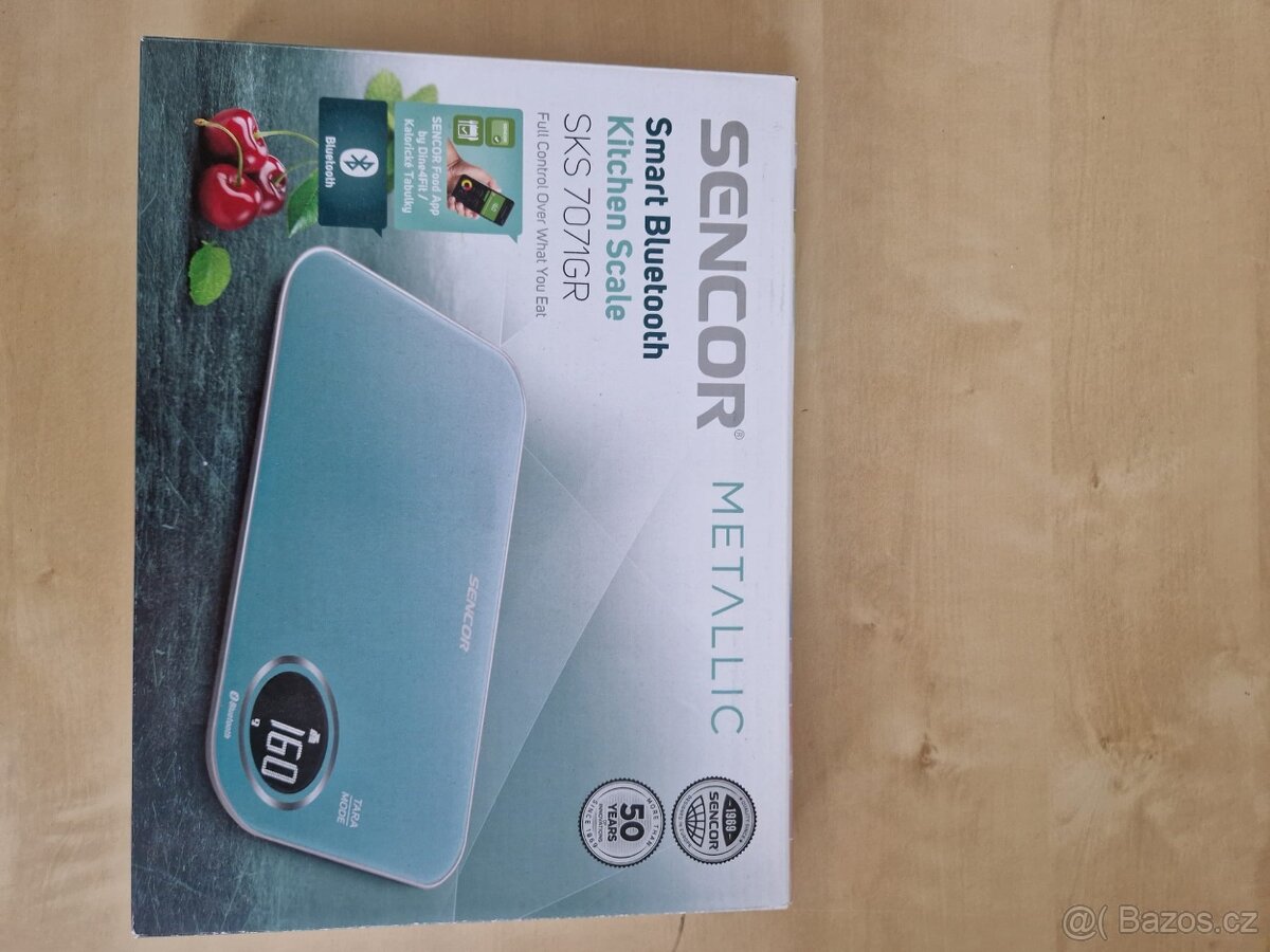 Váha Sencor metallic smart bluetooth kitchen scale.