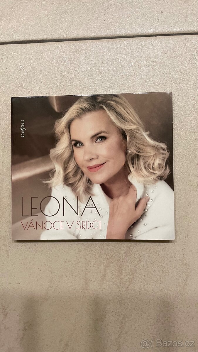 Prodám CD Leona Machálková - Vánoce v srdci - NOVÉ