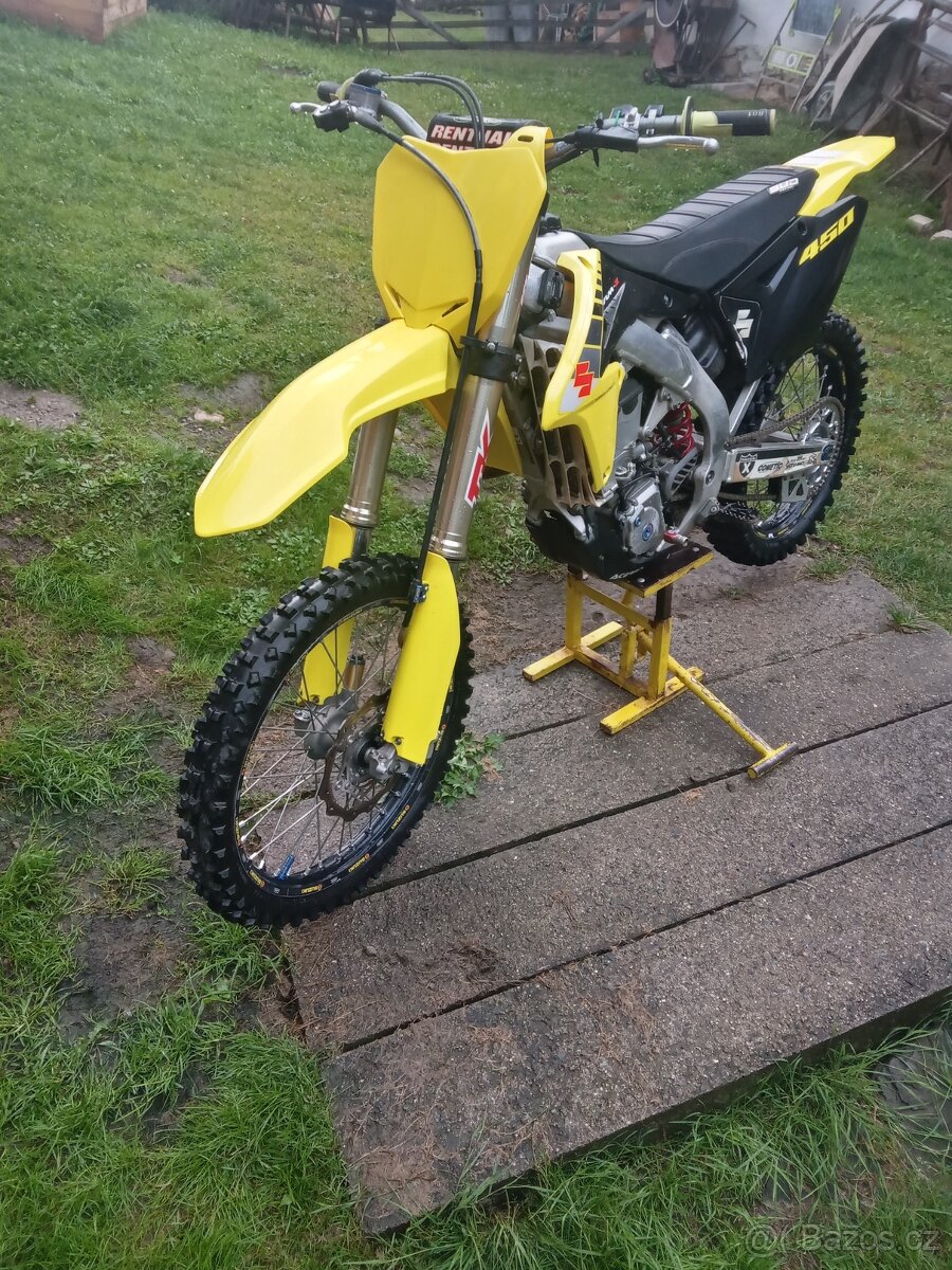 Suzuki rmz 450