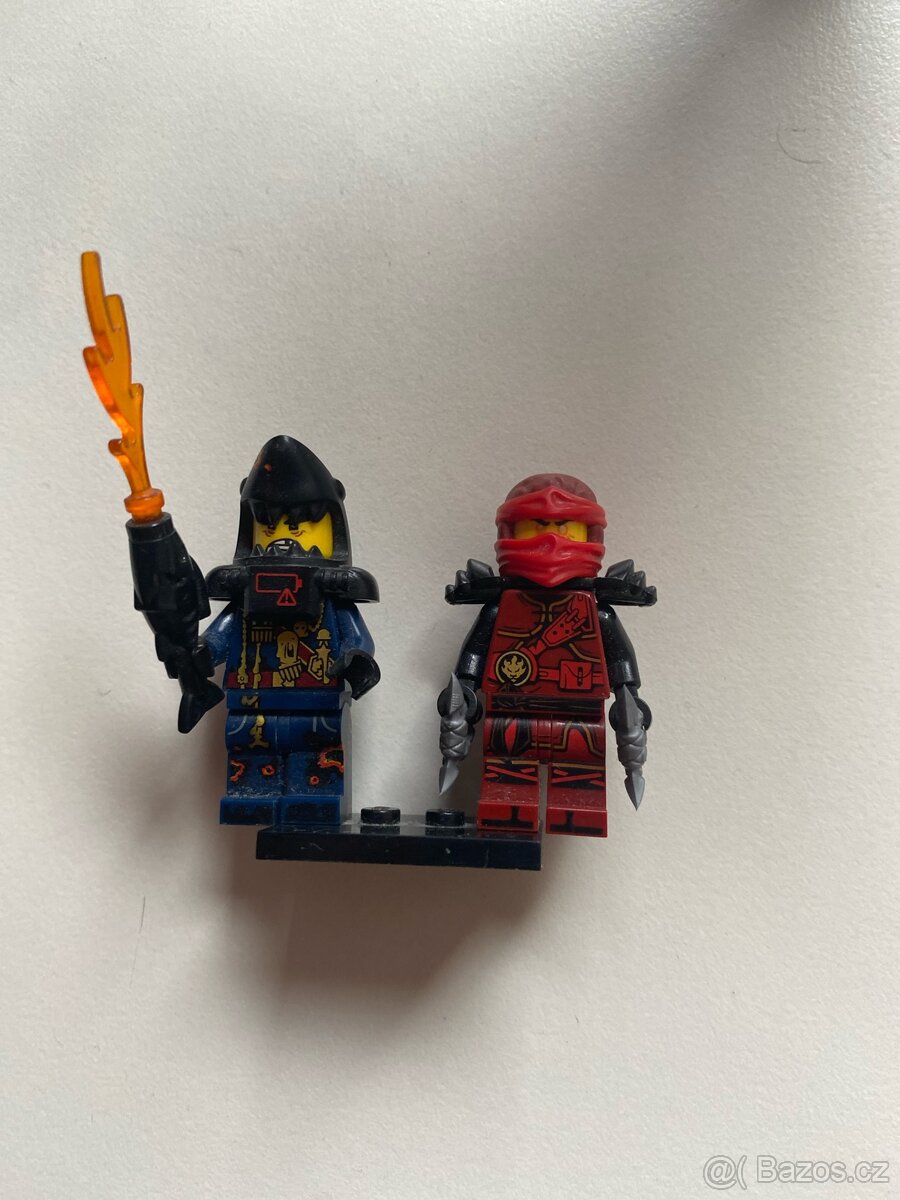 Lego ninjago spiner + 2 figurky