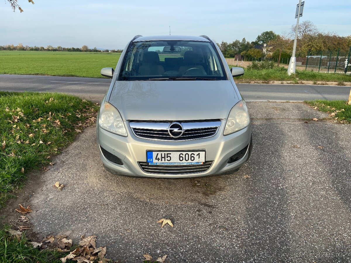 Opel Zafira 1.8 103 kW - 7 míst (LPG)