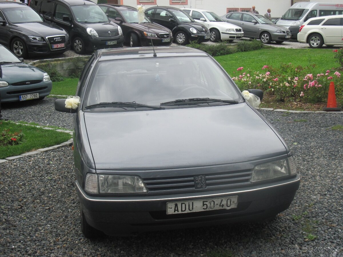 Prodej vozidla Peugeot 405 GLD