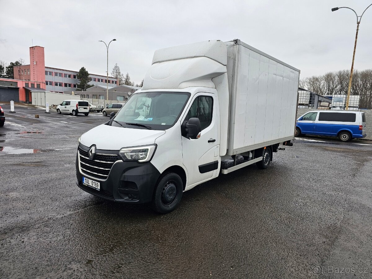 Renault MASTER, r.v. 2021, Skříň s hydraulickým čelem