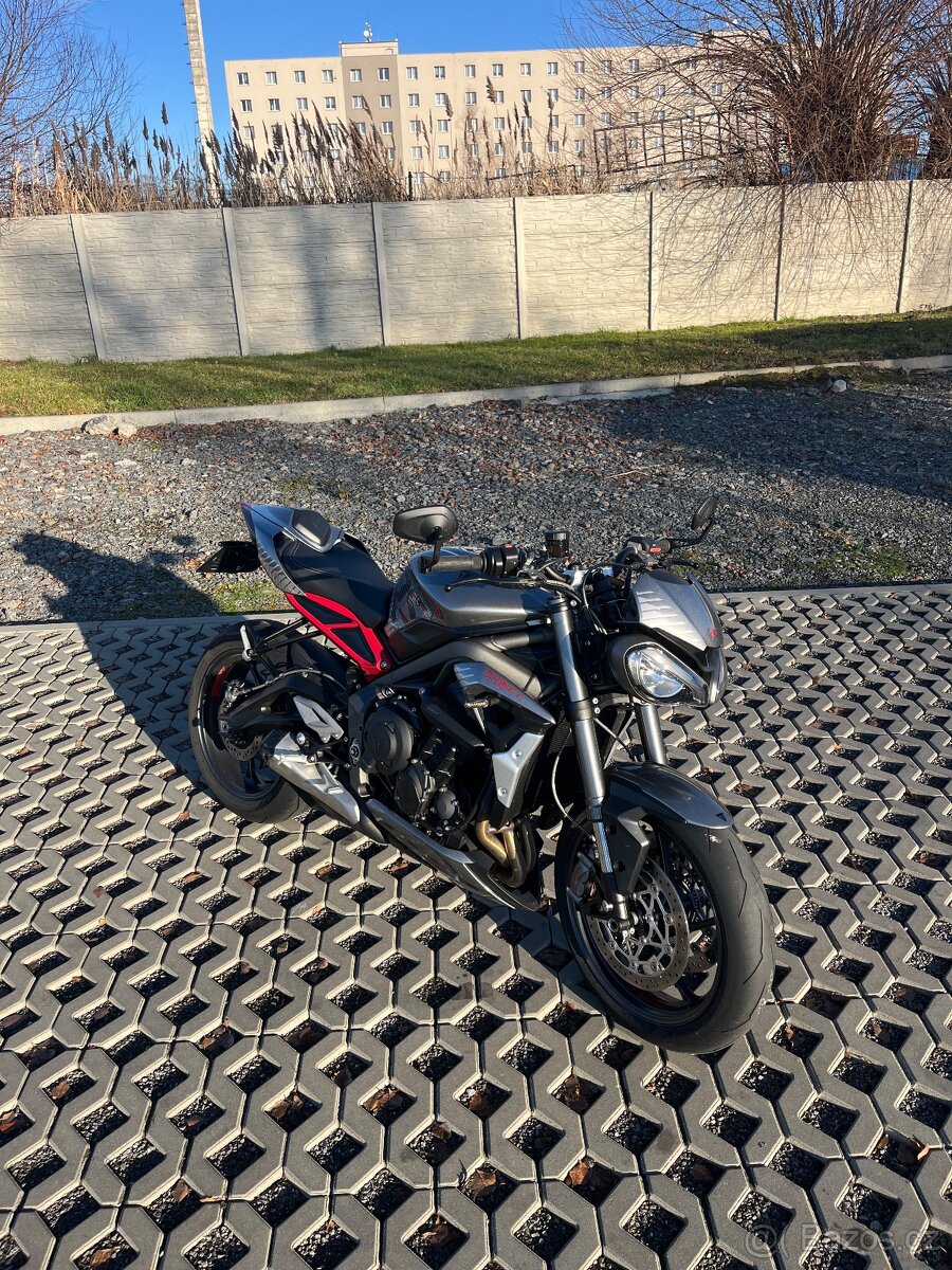 Triumph street triple 765 RS 2022 - Karviná | Bazoš.cz