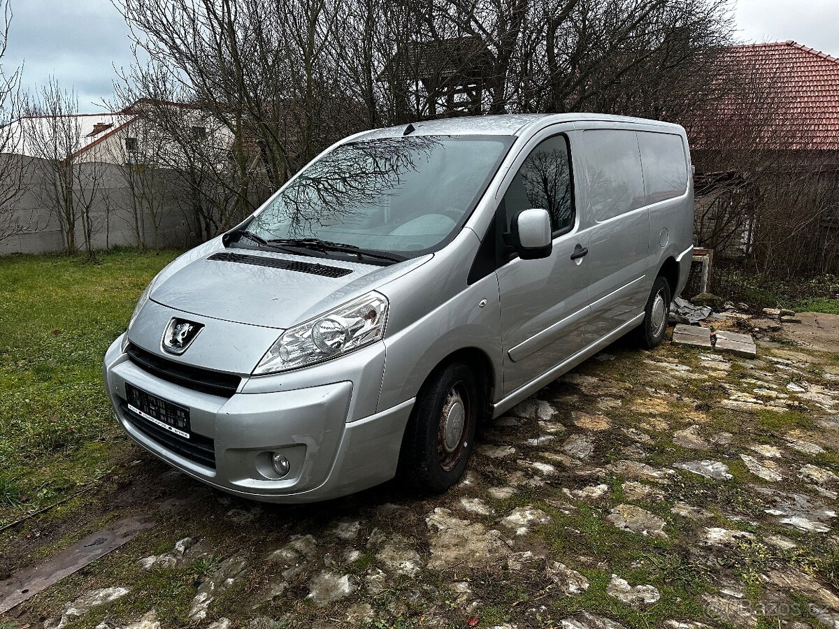 Peugeot Expert 2.0 HDi L2.tažné, 120kw,NAVI.AC 3 mista