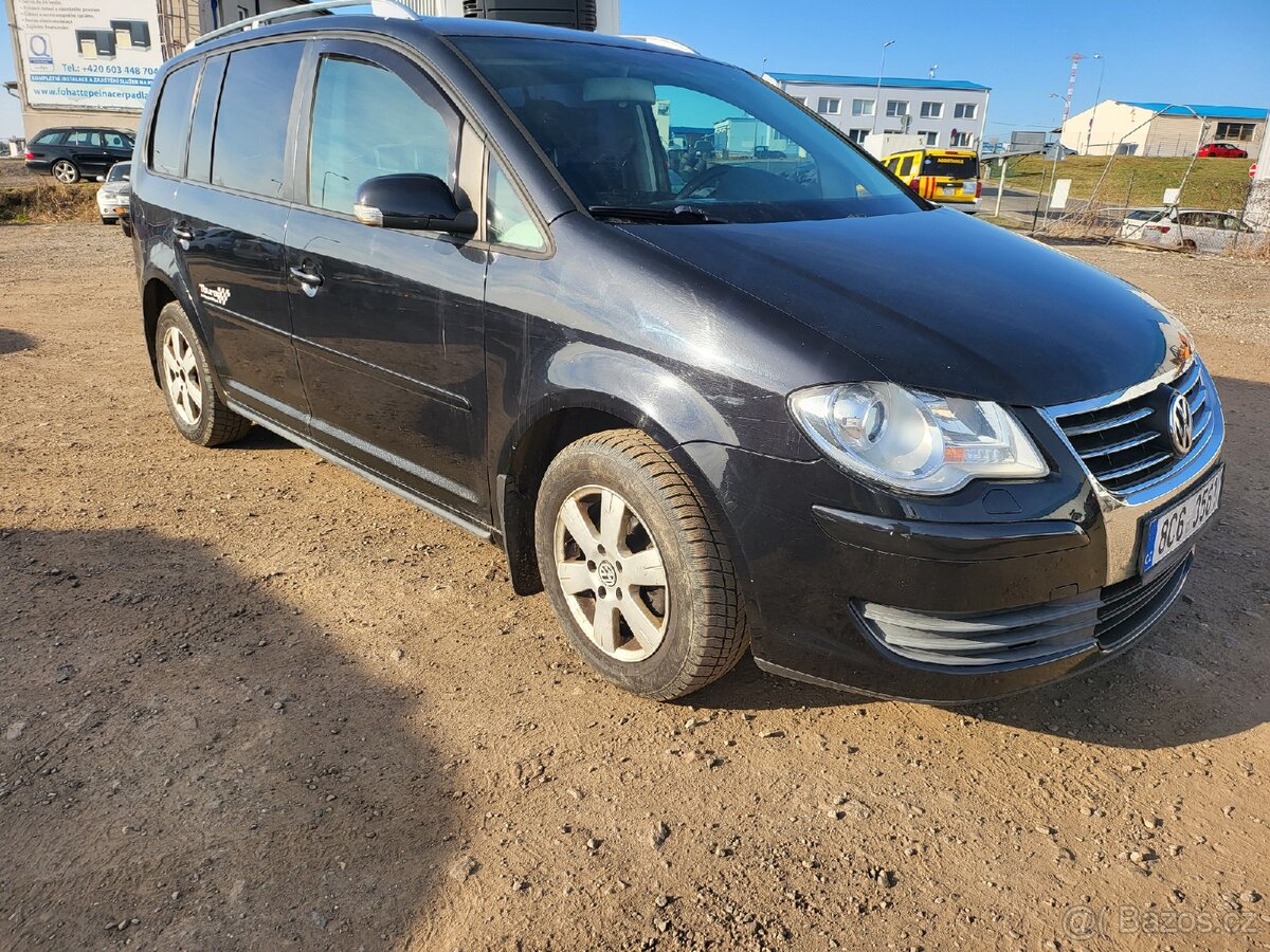 VW Touran 1.9TDI, 77kw, rok 2007.