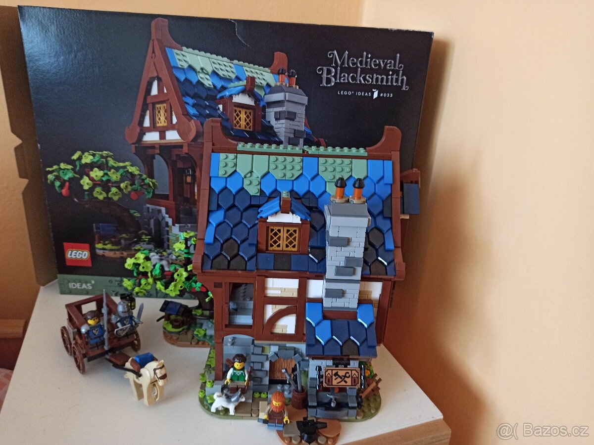 Lego ideas  - Středověká kovárna