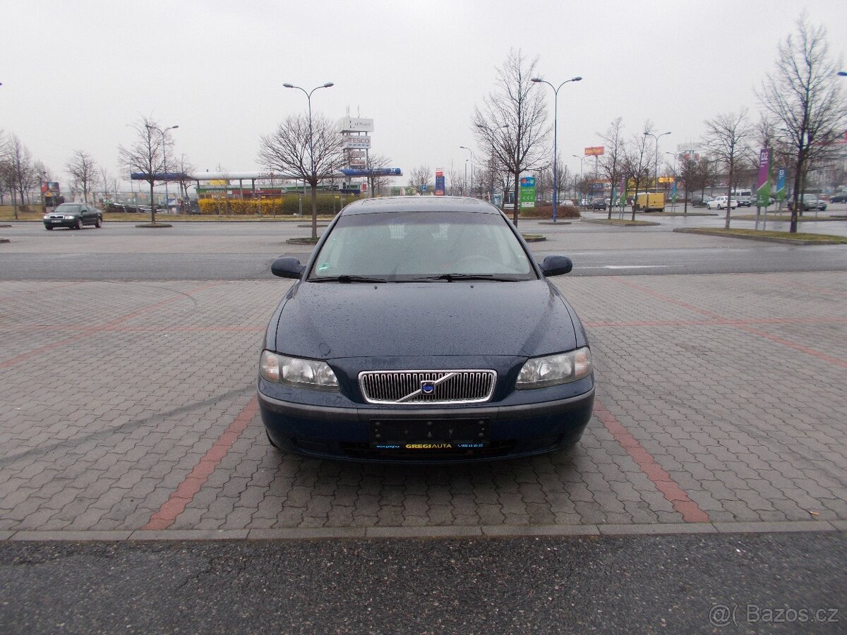 Volvo V70 2,4i AUTOMAT PO SERVISU