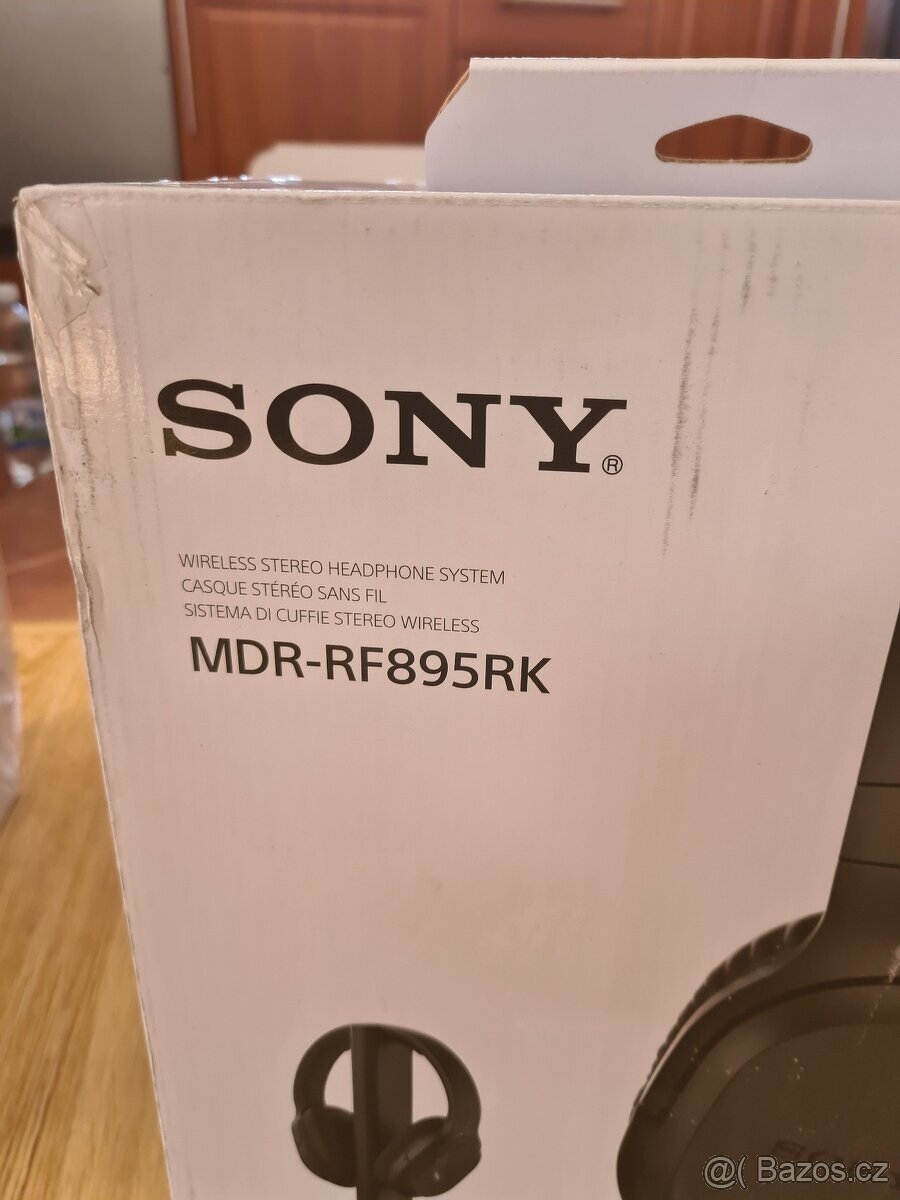 Sluchátka bezdrátová Sony MDR-RF895RK