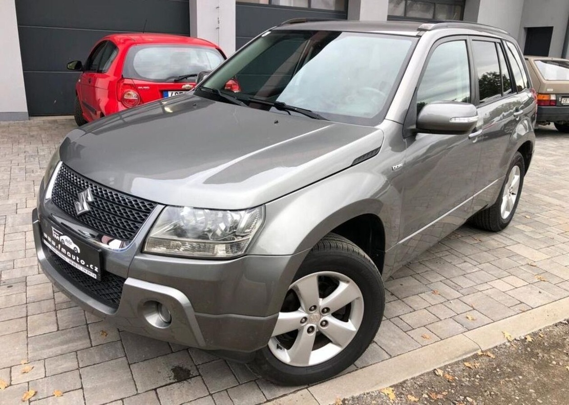 Suzuki Grand Vitara 1,9 DDiS 4WD Tažné nafta manuál 95 kw