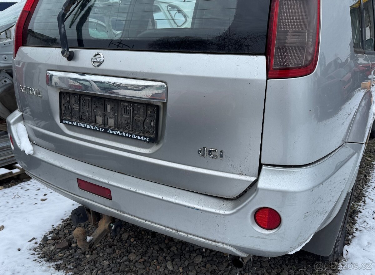 Zadní nárazník Nissan X-trail T30 facelift