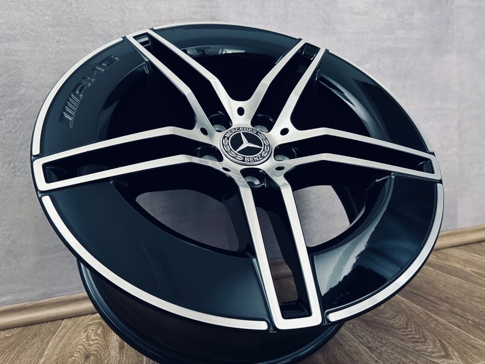 TOP kola 19” Mercedes E W214 AMG originál