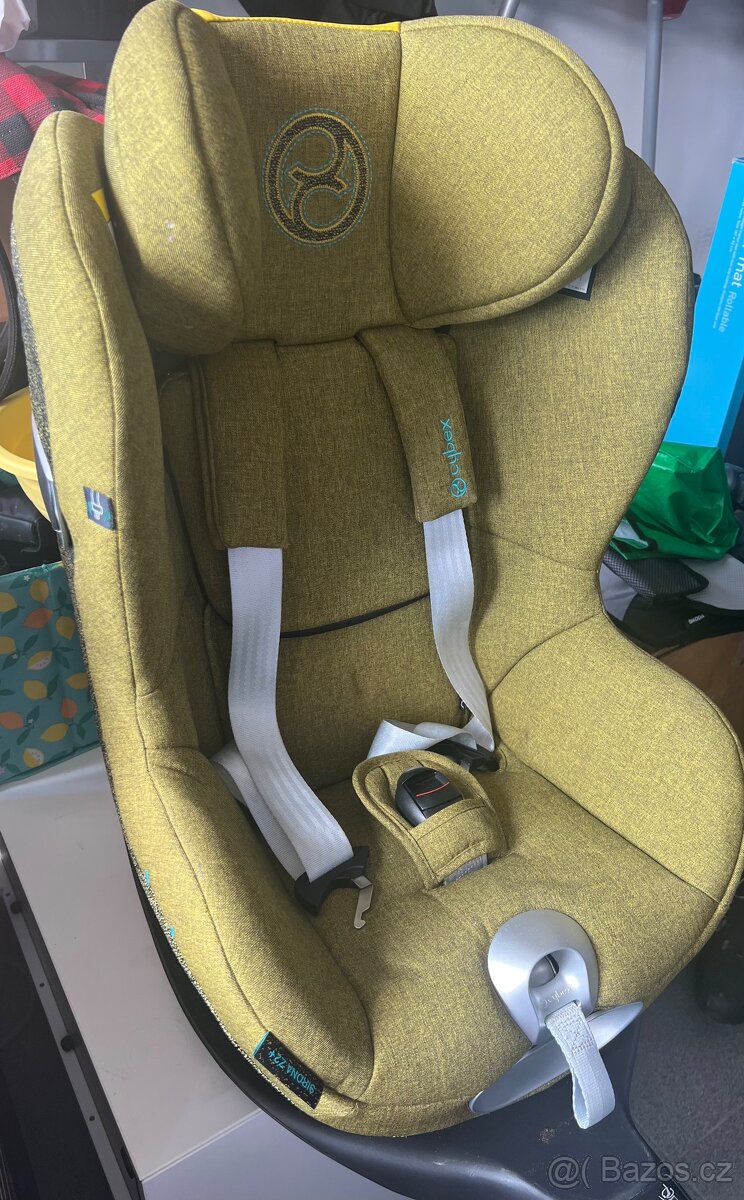 Autosedačka Cybex Sirona Z2 i-size plus se základnou