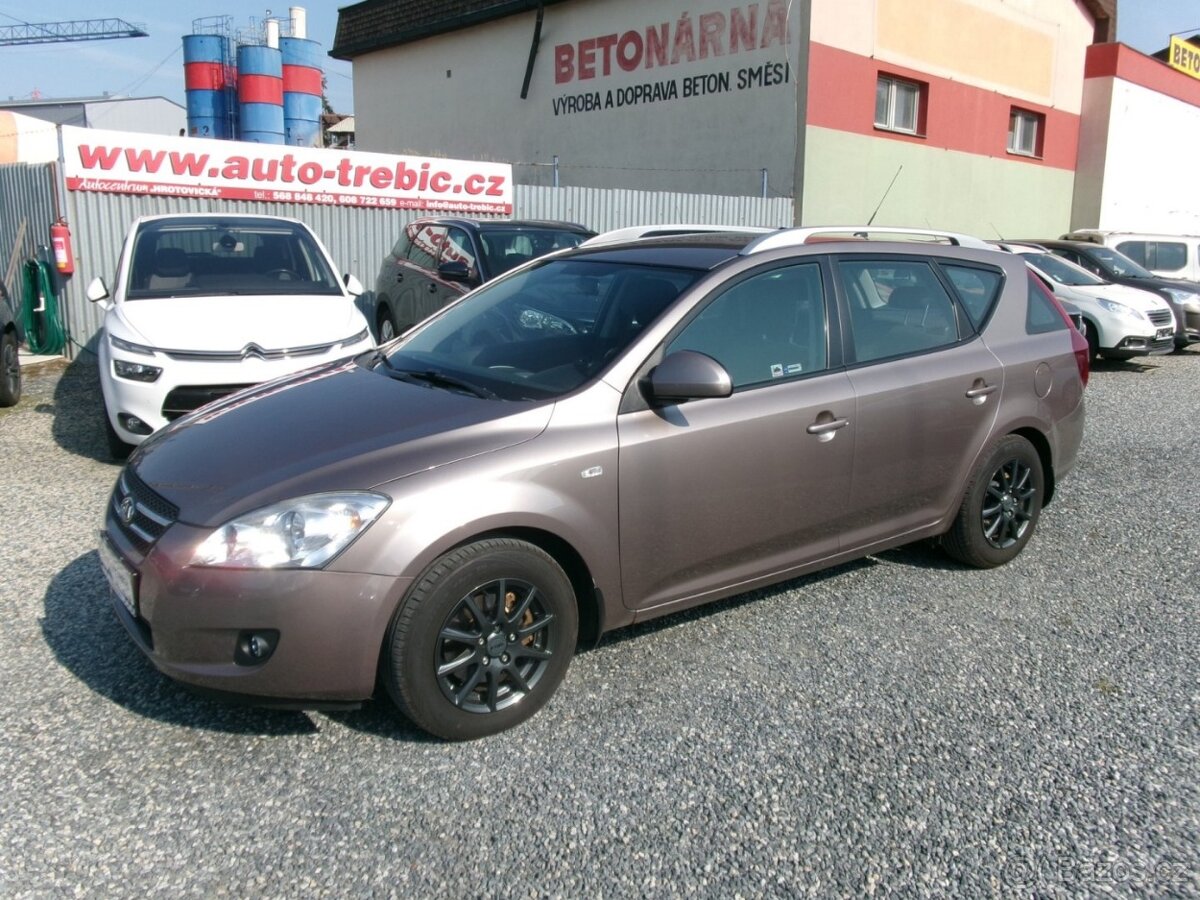 KIA CEED 1,4i KOMBI