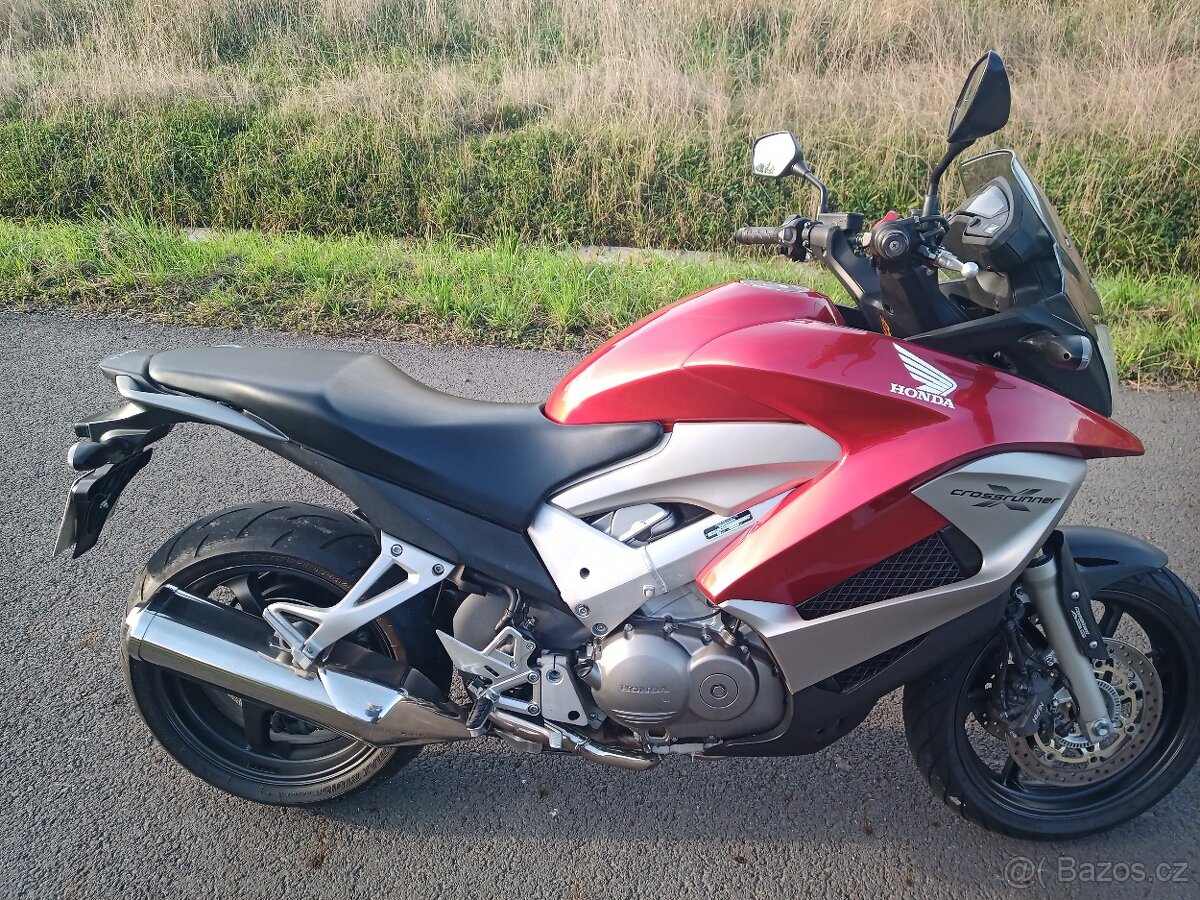 Honda vfr 800x crossrunner