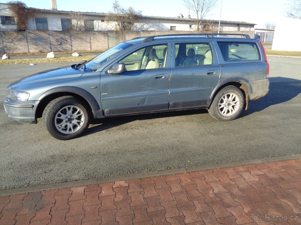 Volvo XC70