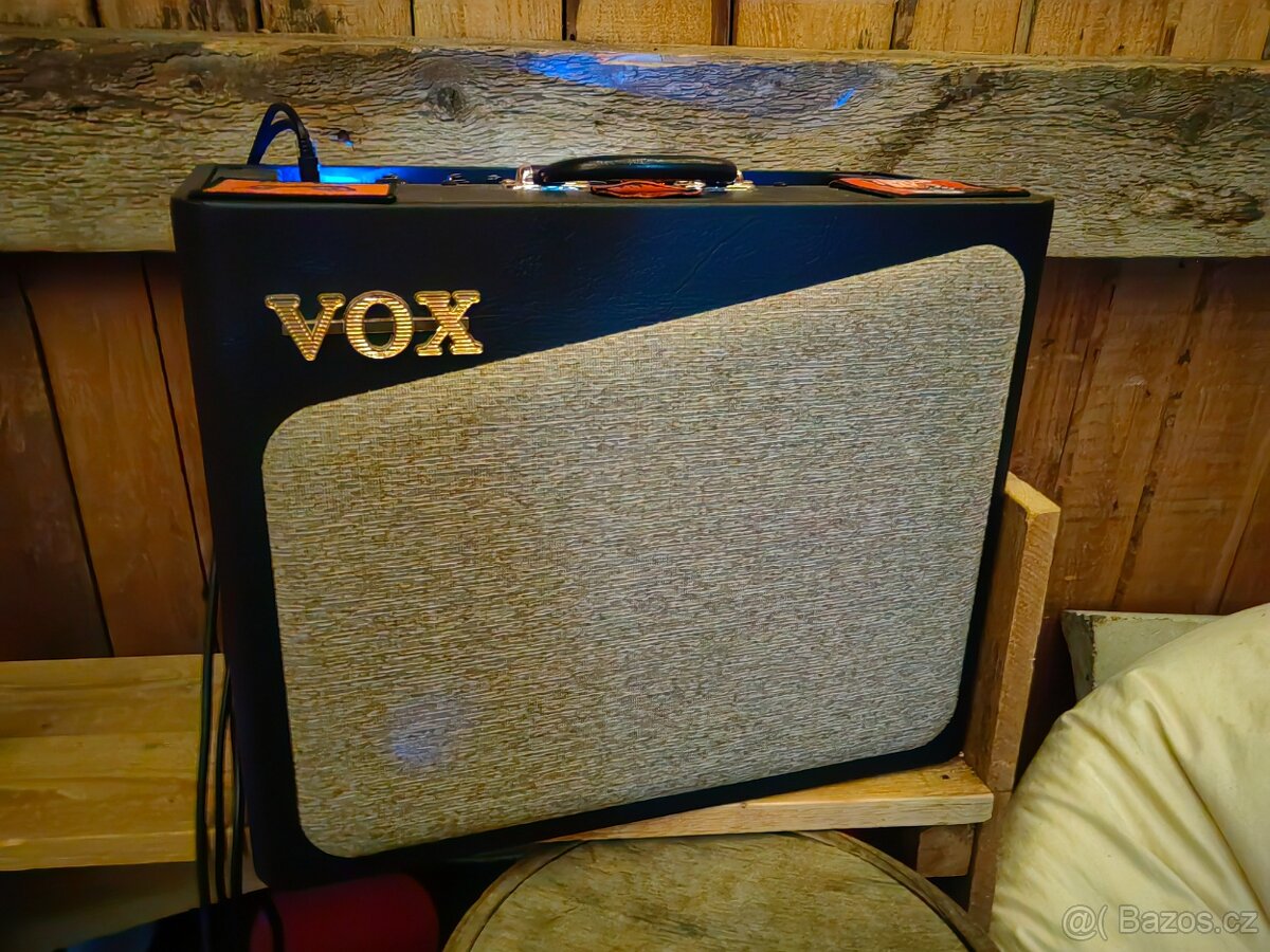 VOX AV30