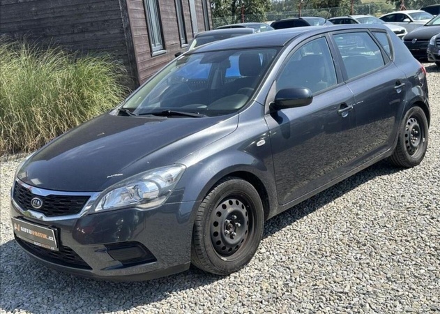 Kia Cee´d 1,6 CRDi 85kW Exclusive nafta manuál 66 kw