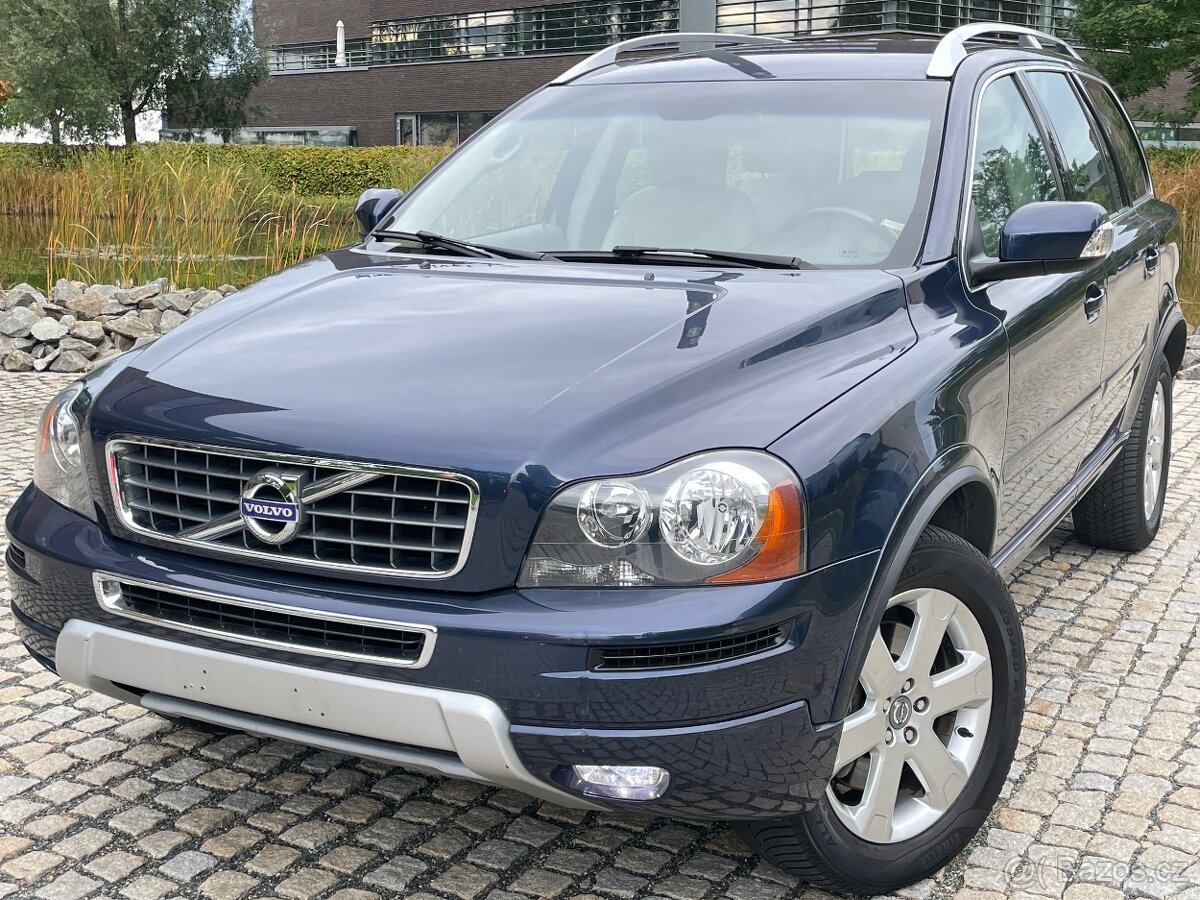 Volvo XC90 2.4 D5 147KW 4x4 AUT FACELIFT 7 MÍST