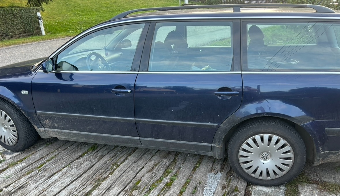 VOLKSWAGEN PASSAT VARIANT