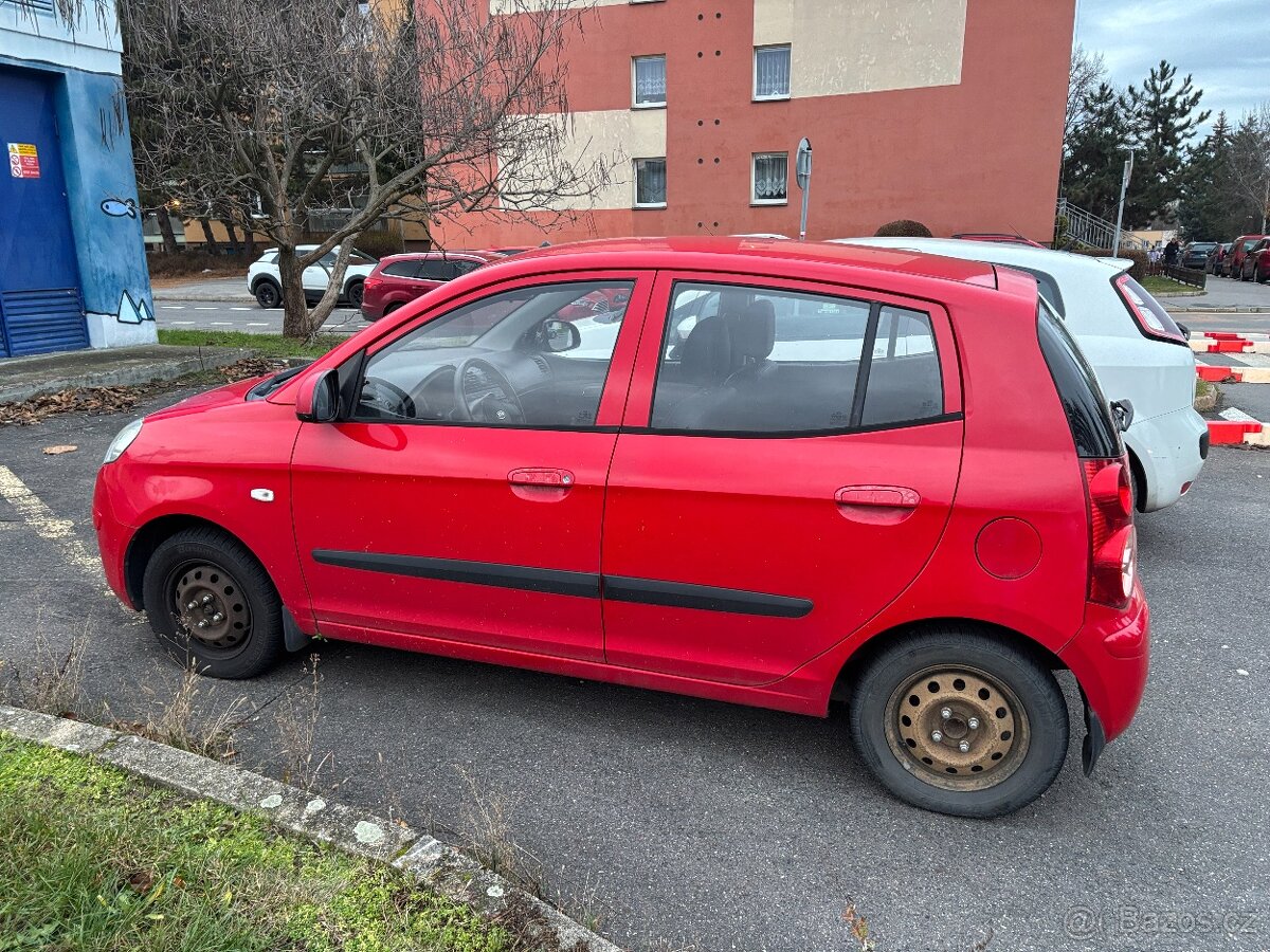 Prodám Kia Picanto, r.v. 2010, 137.700 km