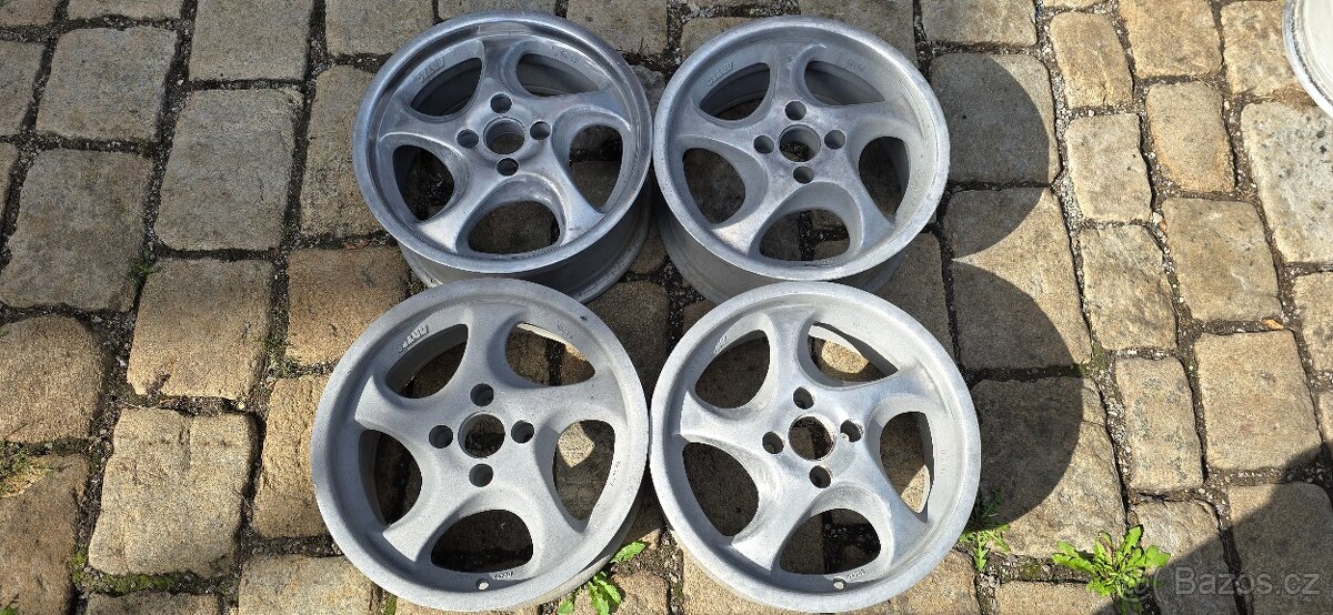 Lité disky Artec 15" (porsche), rozteč 4x100, ET35 - zašlu