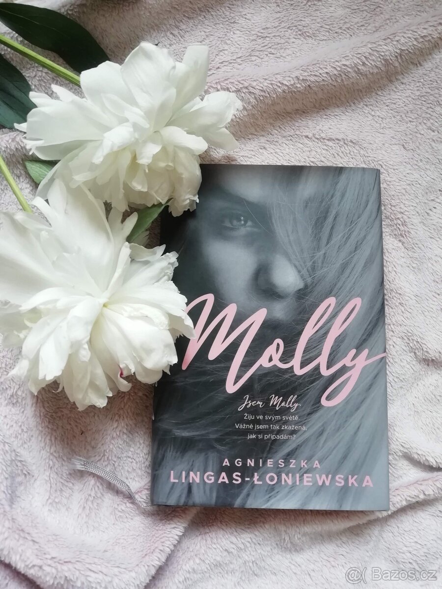 Molly - Agnieszka Lingas-Łoniewska