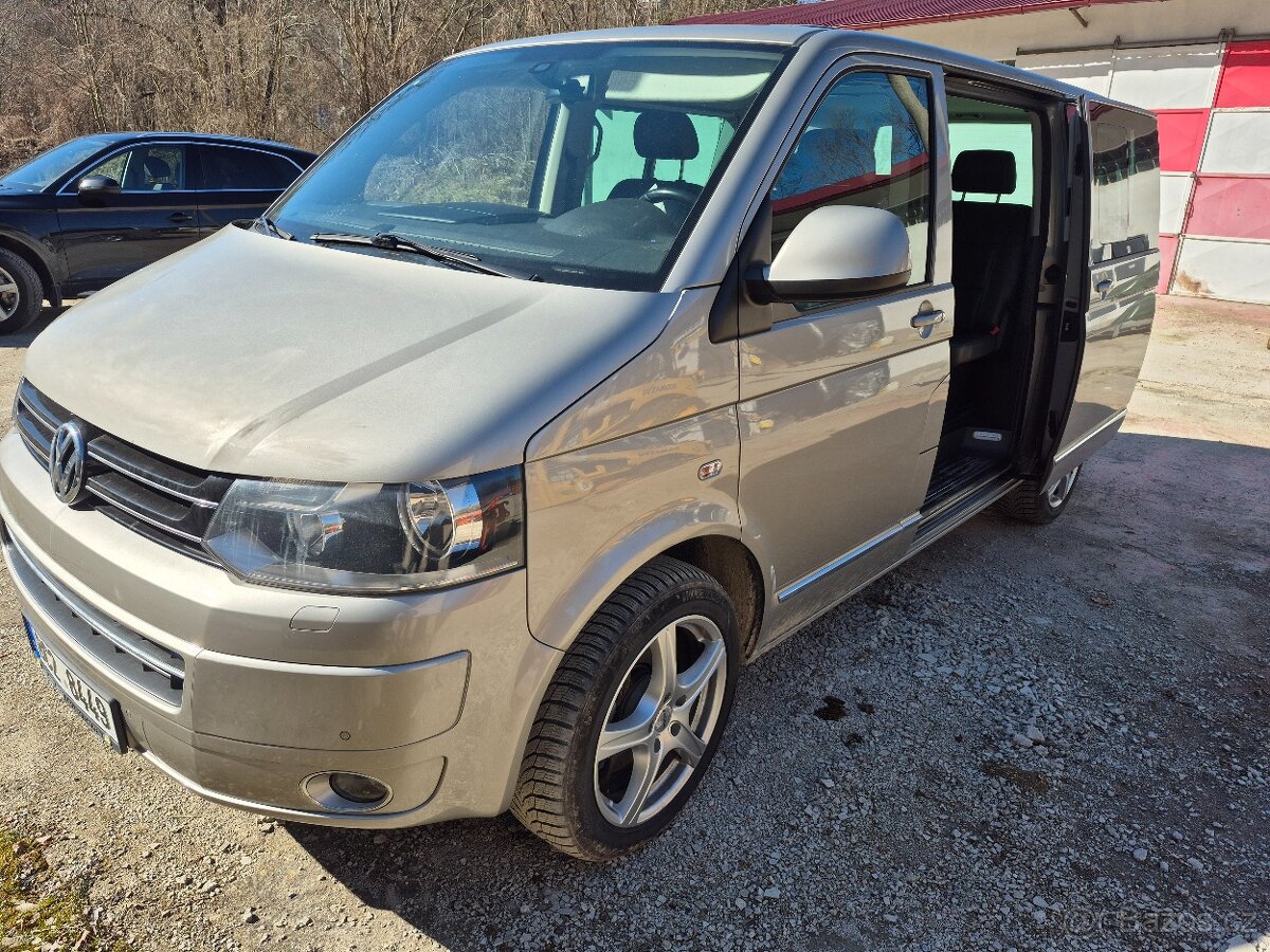 VW Multivan, 2.0 TDI 132KW, 7DSG, 4Motion, Webasto, původ ČR