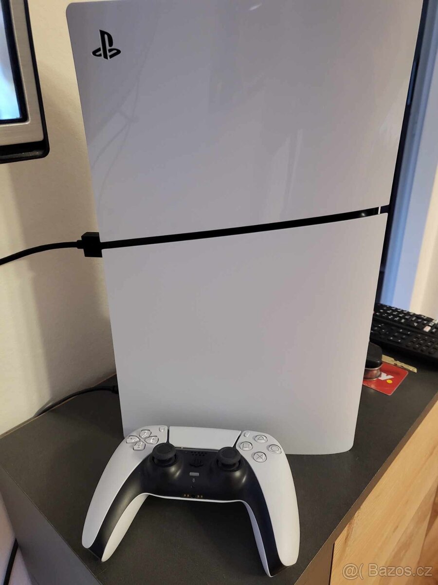 PlayStation 5 s mechanikou