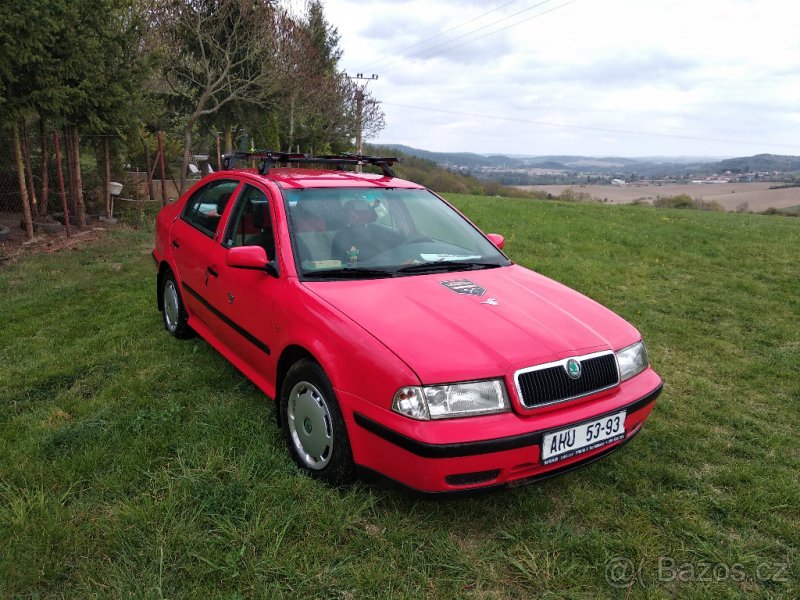 Škoda octavia 1,6 benzín