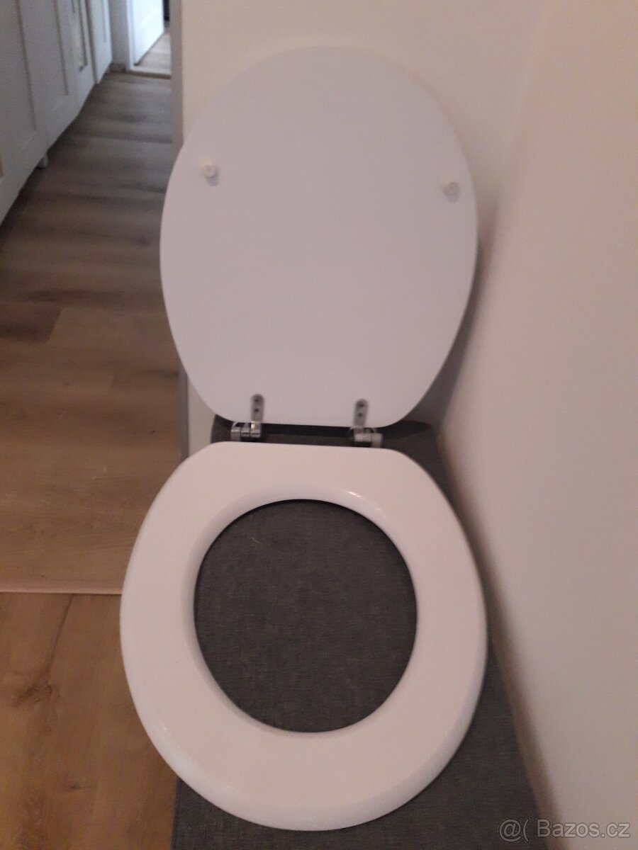 WC sedátko dřevěné